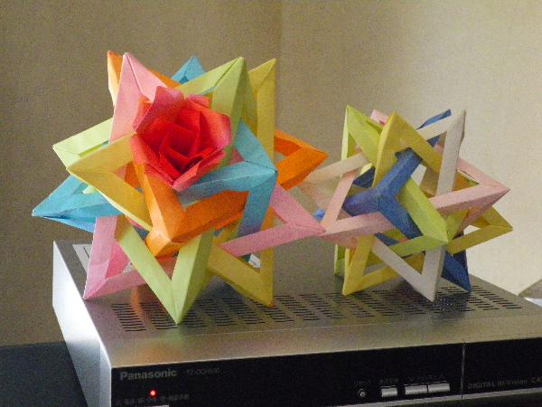 折り紙 こんぺいとうの形の和風つるし飾りの作り方 ぬくもり