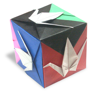 折り紙 鶴の立方体